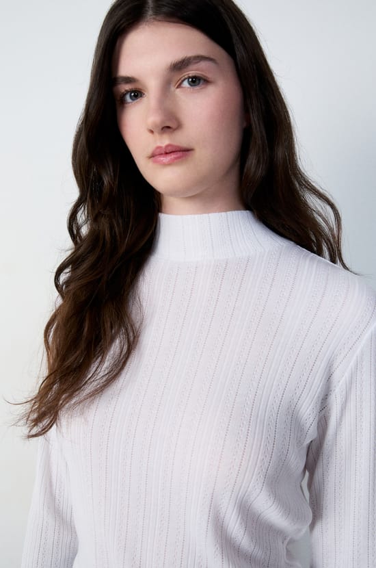 Haut en maille pointelle;${refinementColor}