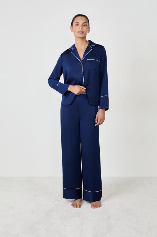 Pantalon de pyjama satiné;${refinementColor}