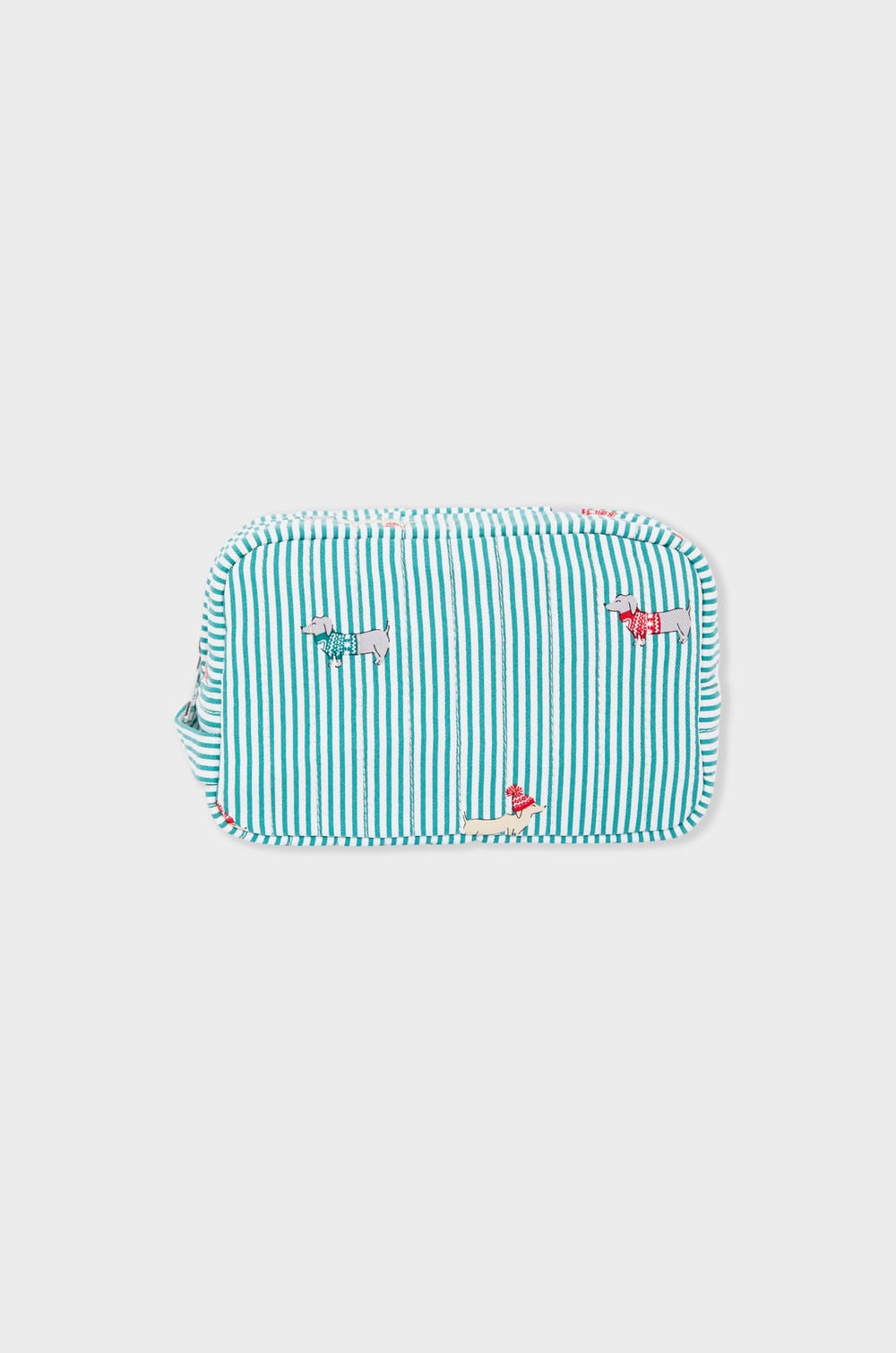 Quilted Patterned Pouch;${refinementColor}