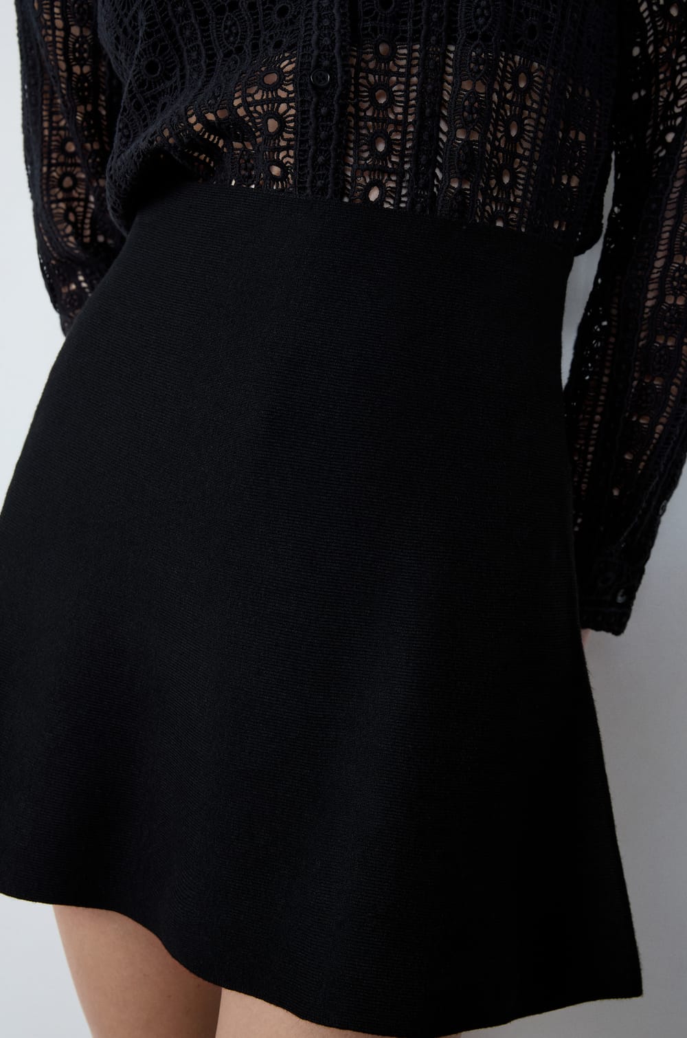 Mini Skirt;${refinementColor}