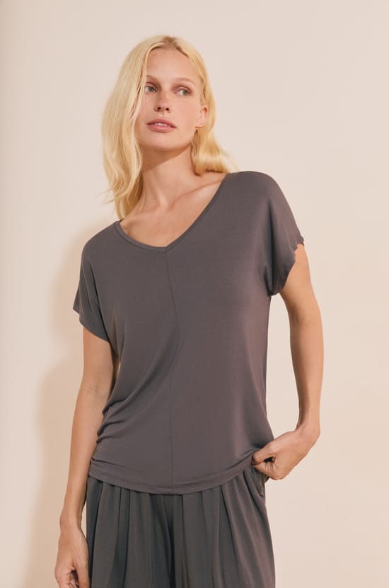 Top de manga corta liso de modal;${refinementColor}