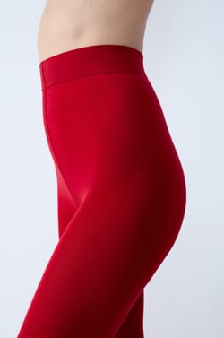 Opaque red tights;${refinementColor}