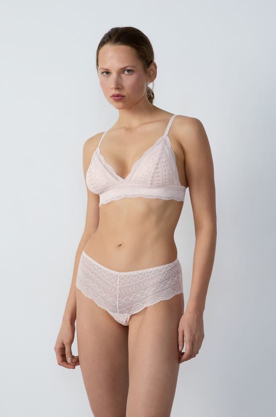 Shorty en dentelle;${refinementColor}