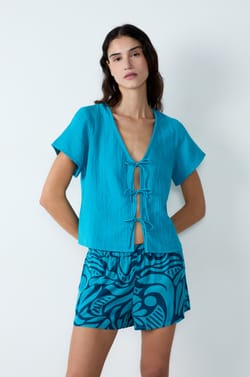Camisa anudada de algodón manga corta;${refinementColor}