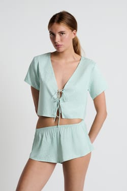 Printed satin pyjama shorts;${refinementColor}