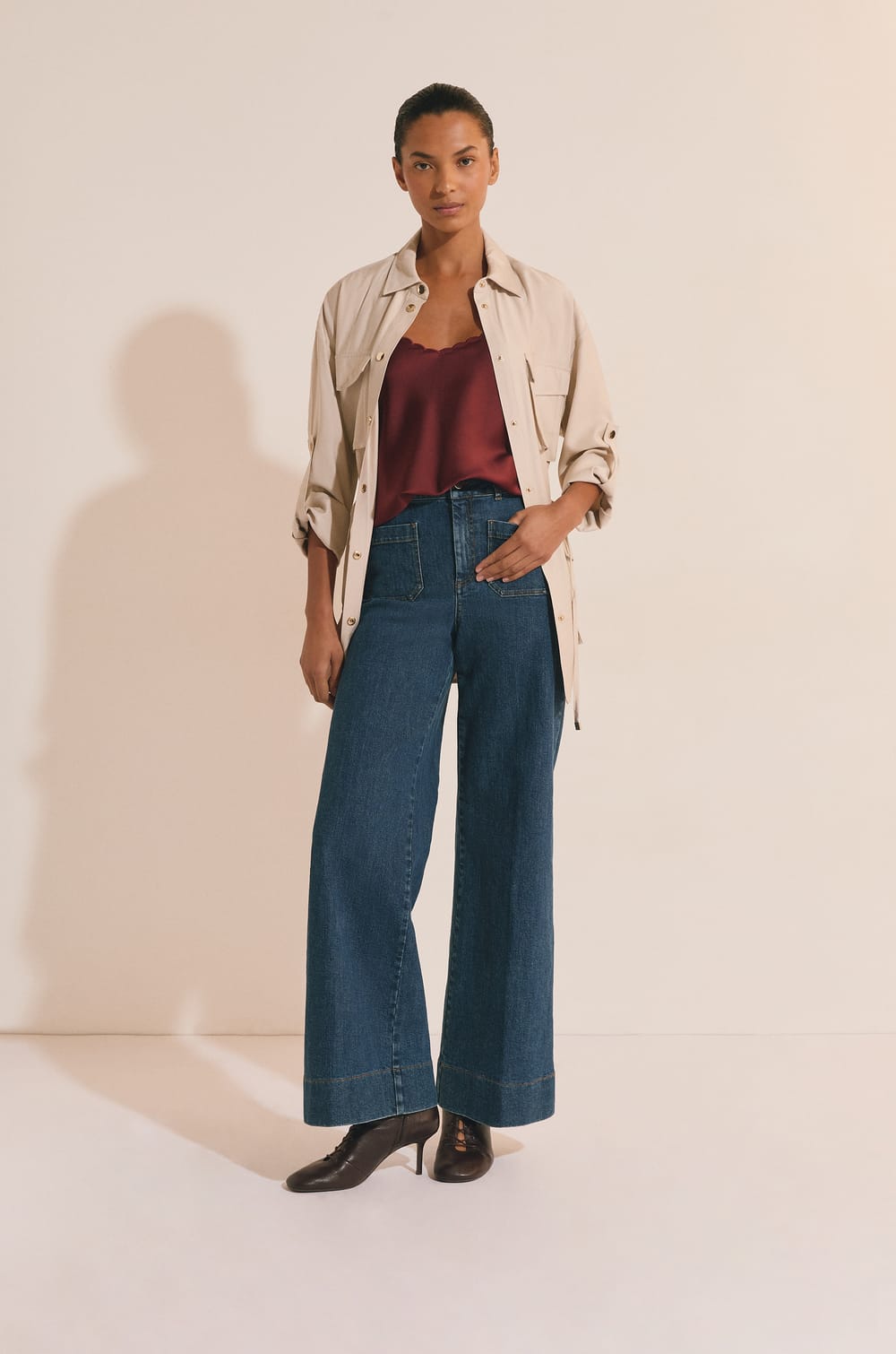 Veste avec d&eacute;tail poche;${refinementColor}