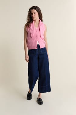 Chaleco de punto sin mangas con foulard;${refinementColor}