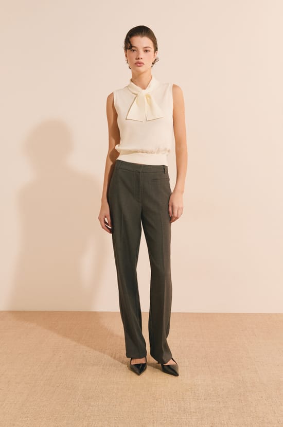 Pantalon droit;${refinementColor}