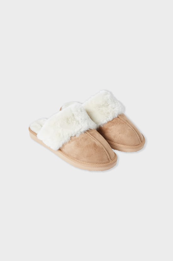 Chaussons mules fourrées;${refinementColor}