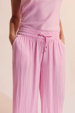 Pantalon de pyjama satin&eacute; coupe large;${refinementColor}