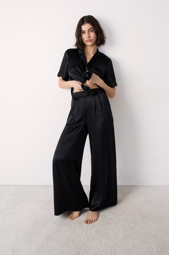 Pantalon de pyjama large en soie;${refinementColor}