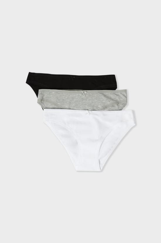 Pack of 3 Cotton Briefs;${refinementColor}