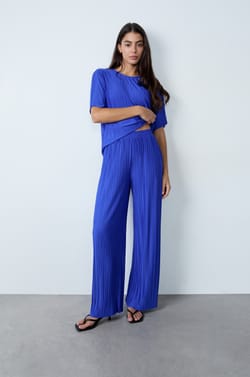 Pleated Fluid Trousers;${refinementColor}