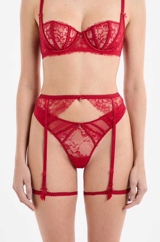 Lace Garter Belt;${refinementColor}