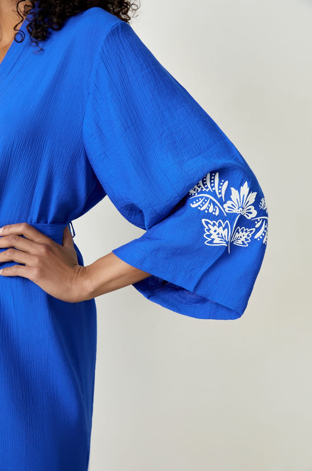 D&eacute;shabill&eacute; &agrave; motifs;${refinementColor}