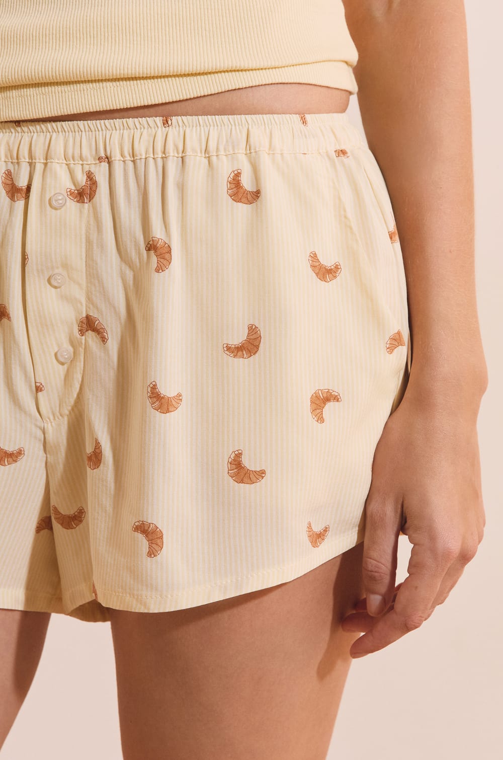 Short de pyjama &agrave; motifs croissants;${refinementColor}