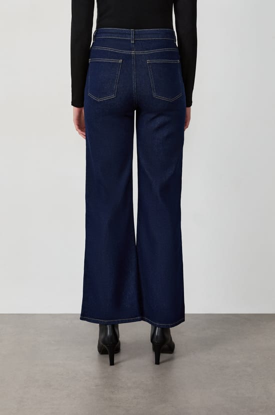 Jean droit en coton;${refinementColor}