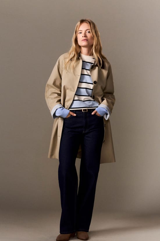 Langer Trenchcoat aus Baumwolle mit kontrastierendem Kragen;${refinementColor}