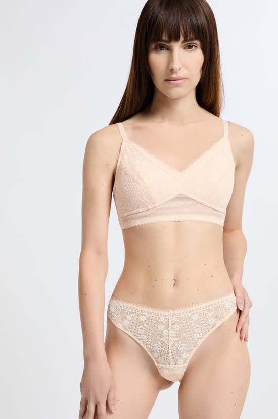 Wireless triangle bra post-mastectomy;${refinementColor}