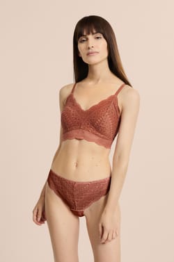 Wireless Triangle Bra Post-Mastectomy;${refinementColor}