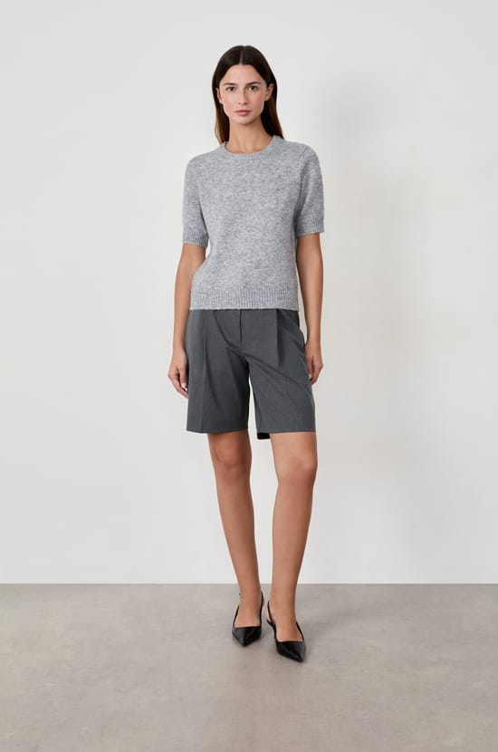 Pull manches courtes;${refinementColor}