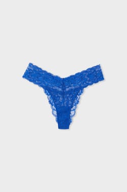 Tanga en dentelle;${refinementColor}