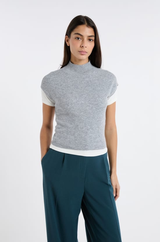 Pull sans manches col montant;${refinementColor}