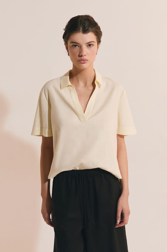 Blouse &agrave; manches courtes avec lin;${refinementColor}