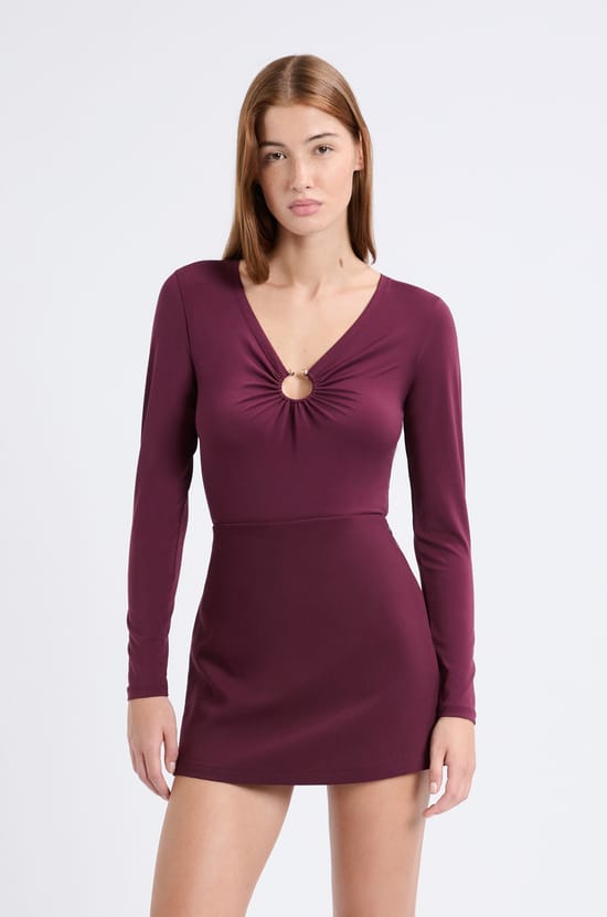 Long-sleeved T-shirt with ring;${refinementColor}