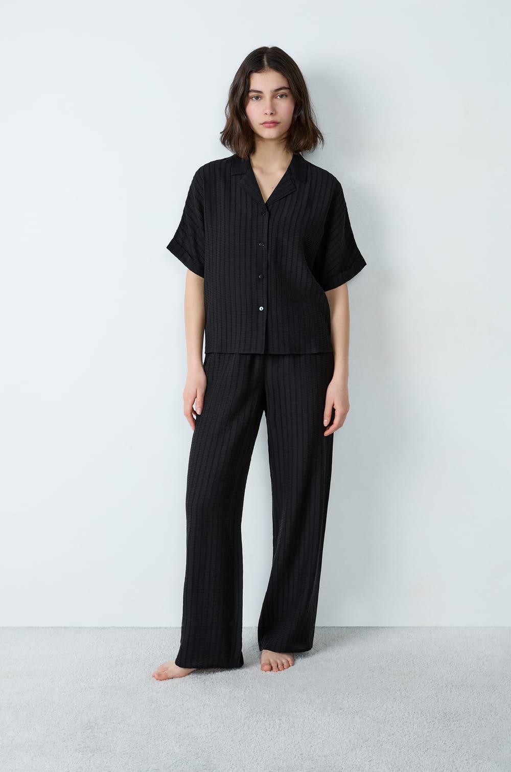 Chemise de pyjama manches courtes à rayures;${refinementColor}