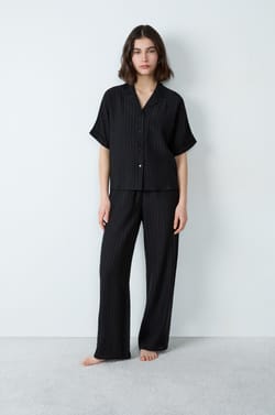 Chemise de pyjama manches courtes à rayures;${refinementColor}