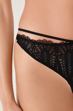 String aus Spitze;${refinementColor}