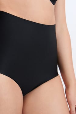 Kalhotky s vysok&yacute;m pasem - Siln&eacute; zpevněn&iacute;&nbsp; &nbsp;;${refinementColor}