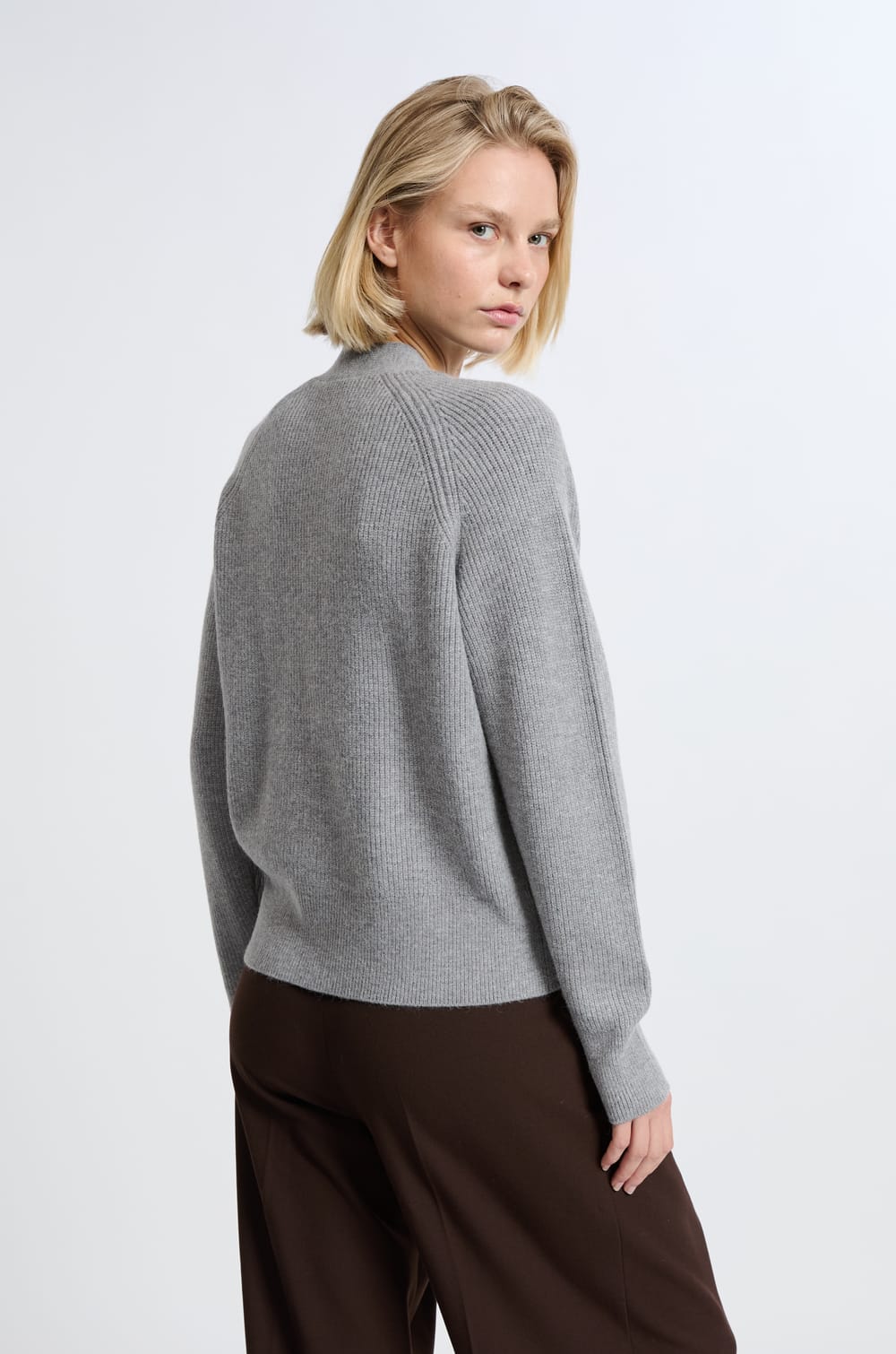 Gilet manches longues;${refinementColor}