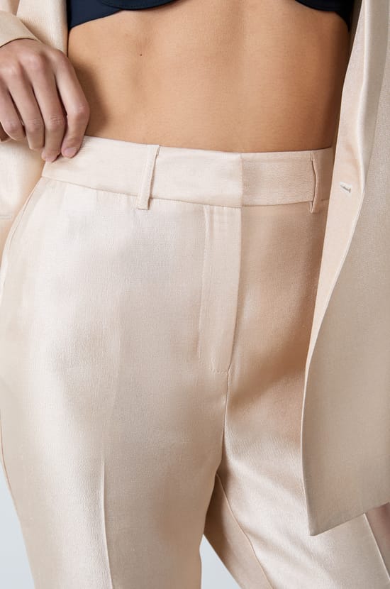 Wide-Leg Trousers;${refinementColor}