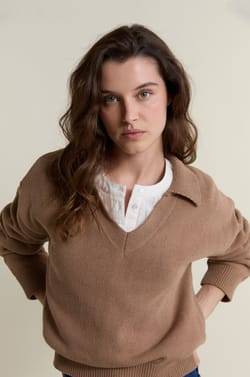 V-neck Polo with Long Sleeves in Cotton;${refinementColor}