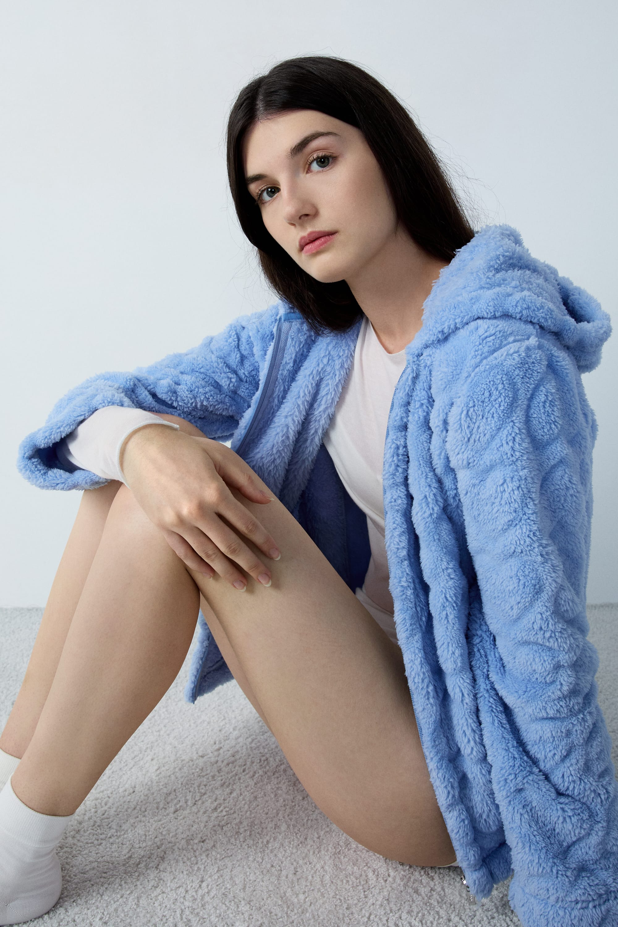 veste polaire à capuche motifs cœurs