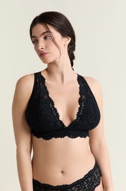 Bra N.8 - The Wireless Triangle;${refinementColor}