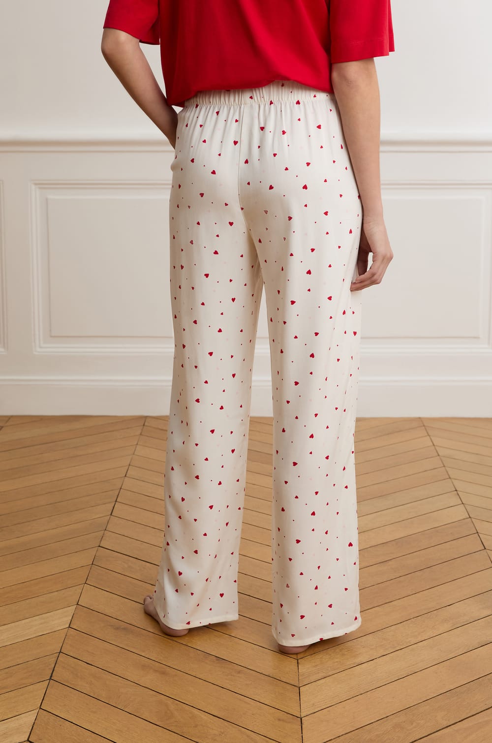 Pantalon de pyjama &agrave; motifs c&oelig;urs;${refinementColor}