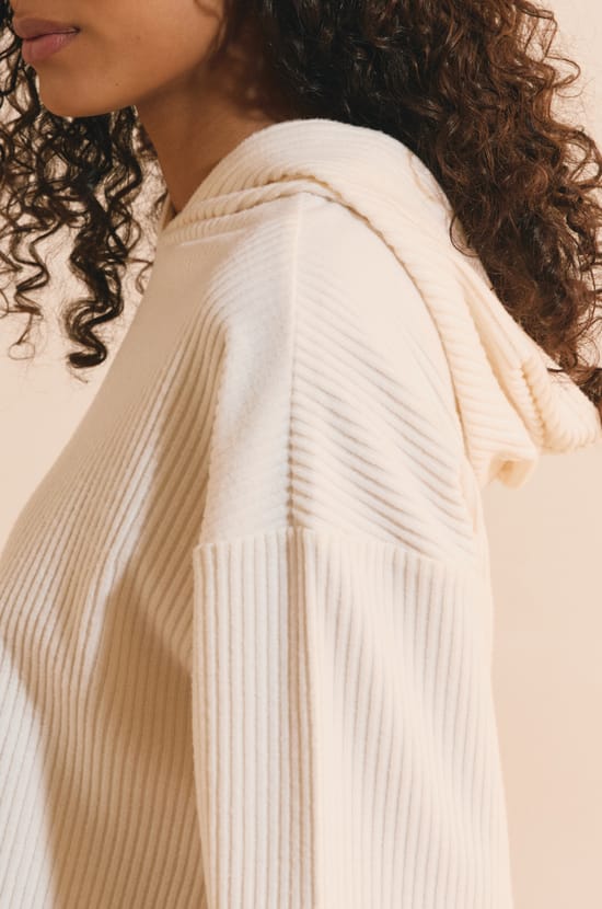 Sweatshirt de pyjama en velours c&ocirc;tel&eacute;;${refinementColor}