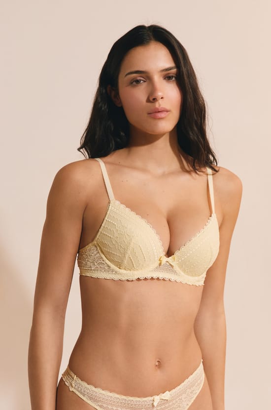 Soutien-gorge N.2 - Le push-up plongeant en dentelle;${refinementColor}