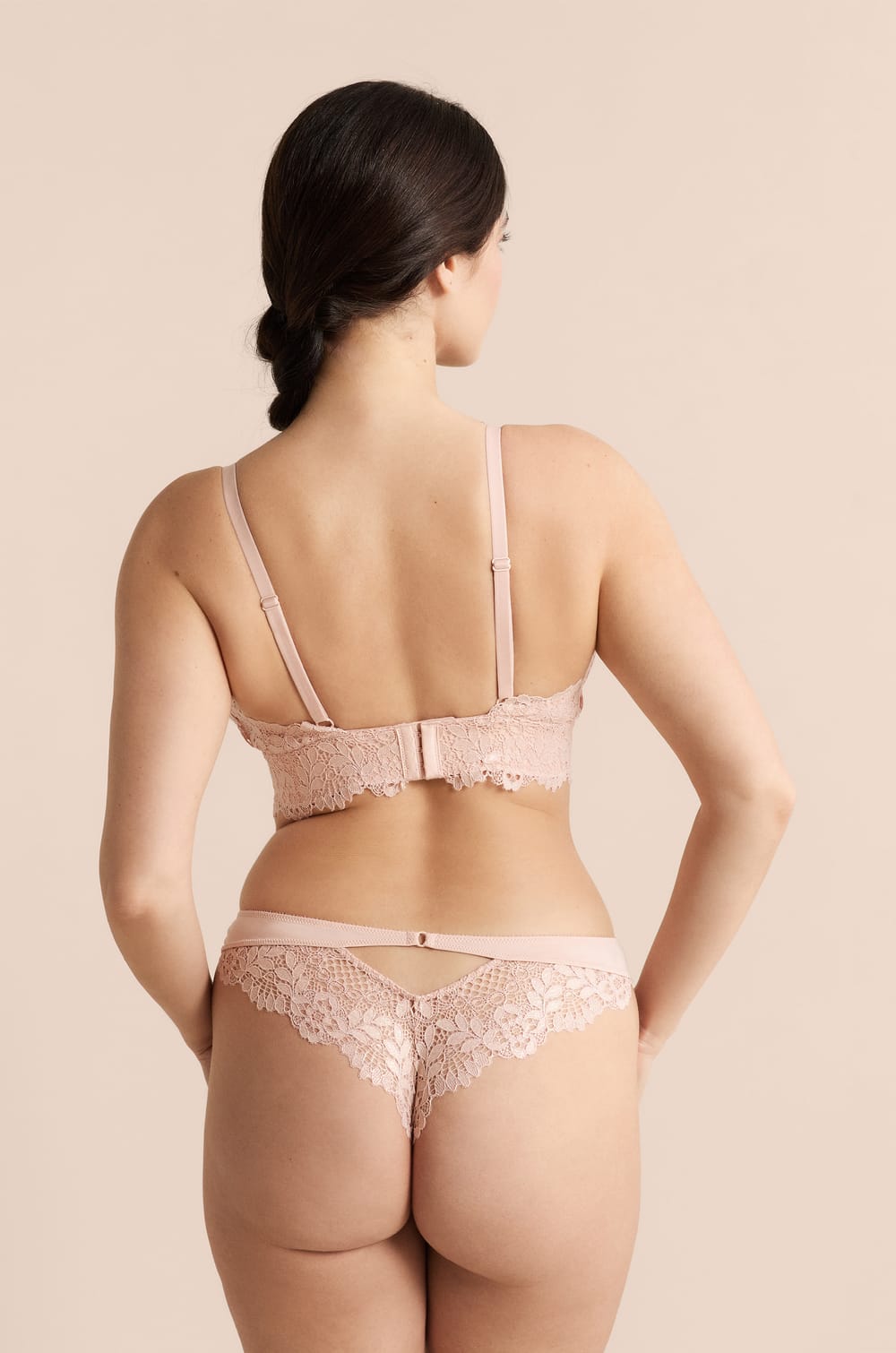 Bra N.8 - The Wireless Triangle;${refinementColor}