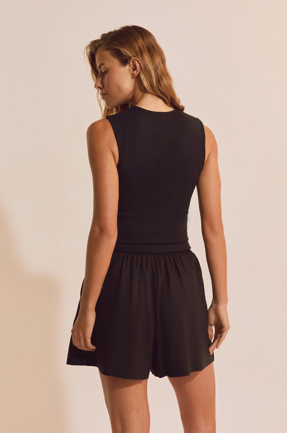 T-shirt sans manches en coton;${refinementColor}