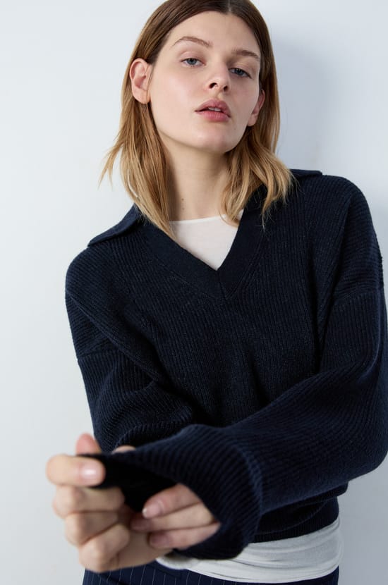 Pull col V;${refinementColor}