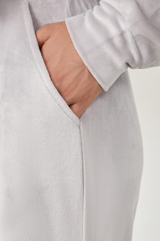 Pantal&oacute;n de pijama de terciopelo;${refinementColor}