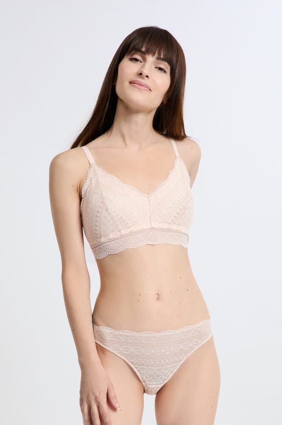 Post-mastectomy wireless triangle bra;${refinementColor}