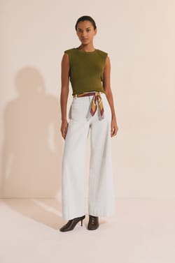 Pull sans manches en maille fine;${refinementColor}