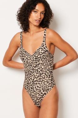 Body efecto sin bra leopardo;${refinementColor}