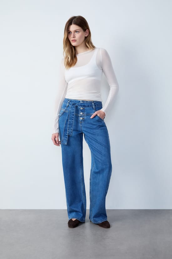 Vaqueros corte zanahoria con corbata;${refinementColor}