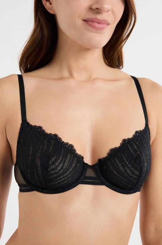 Soutien-gorge classique en dentelle;${refinementColor}